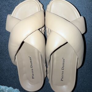 Pierre Dumas Cream Sandals Slip-On Minimalist Design